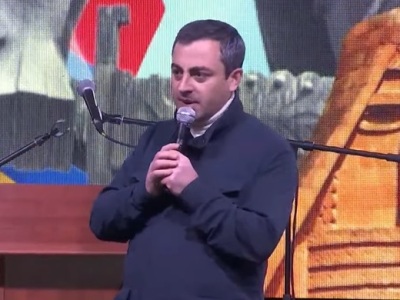 Միասին դուրս ենք գալիս Ֆրանսիայի հրապարակ, փակում ենք հրապարակի 4 մուտքերը. Դա տեւելու է մեկ ժամ. Իշխան Սաղաթելյան