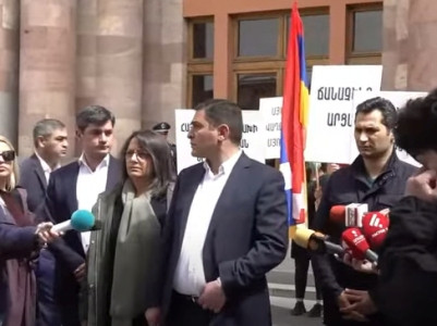 Ուղերձ դեպի Բրյուսել. ոչ ոք, առաջին հերթին Փաշինյանը, մանդատ չունի Արցախի անունից թուղթ ստորագրել.«5165 շարժման» ակցիան