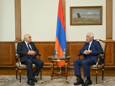 Վահագն Խաչատուրյանն ու Արսեն Ղազարյանը մտքեր են փոխանակել ՀՀ տնտեսական զարգացման գործընթացների և մարտահրավերների շուրջ