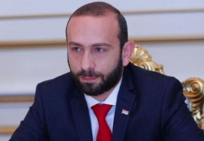 «Ժողովուրդ». Արարատ Միրզոյանի դեմ բռնության գործով քննչական որեւէ գործողություն չի արվում. Քրգործը մահակի պես պահում են