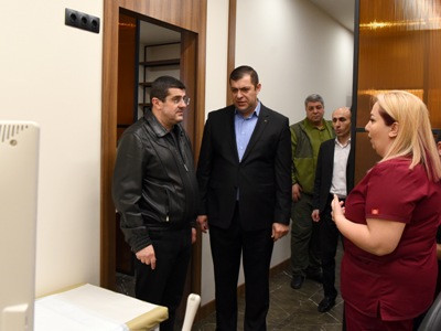 Արցախի նախագահն այցելել է «ԼիլՄեդ» նորաբաց մասնավոր բժշկական կենտրոն