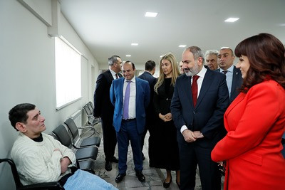 Armenia premier tours Gyumri Care Center for the Elderly
