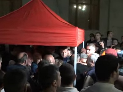 Families of soldiers killed in 44-day war want to pitch tent at Freedom Square in Yerevan
