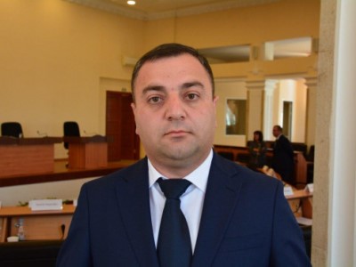 Փաշինյանը ստում է, թե համաձայնեցնում է քայլերը Արցախի հետ․ աթոռը հայրենիքից թանկ գնահատողը կկործանի երկիրը․ Դ․ Գալստյան