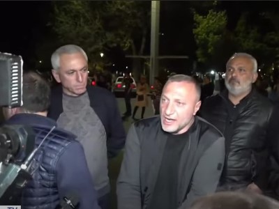 «5165 շարժման» անդամները բացեցին Ֆրանսիայի հրապարակը