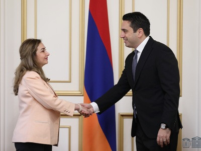 Armenian parliament speaker receives of Syria-Armenia Friendship Group delegation
