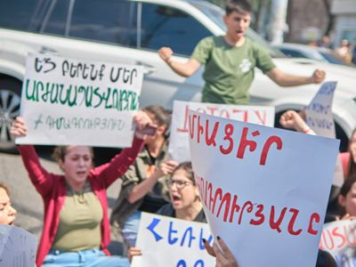 Երիտասարդները փակեցին Կոմիտասի պողոտան