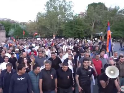 Artur Vanetsyan and his supporters start information march in Yerevan