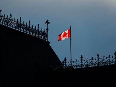 Russia bans Canadian Prime Minister from entering country