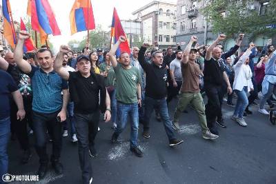 Newspaper: Armenia opposition has plan B for its struggle