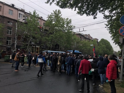 Resistance Movement coordinator says 14 streets currently blocked by citizens in Yerevan
