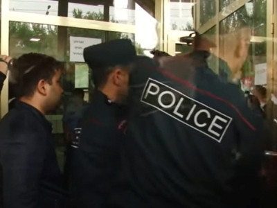 Incident involving disobedience march participants occurs at Armenian State Pedagogical University
