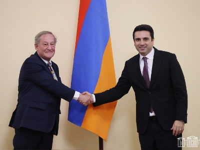 Armenia legislature speaker receives France-Armenia Friendship Group delegation