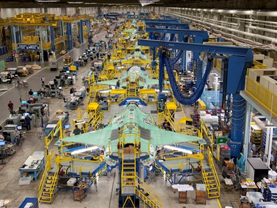 US defense industry facing problems due to supply of weapons to Ukraine