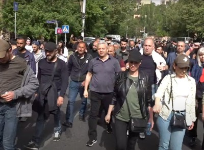 Civil disobedience march kicks off in downtown Yerevan