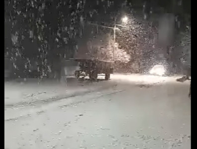 Heavy snowfall recorded in Armenia rural community, in May!