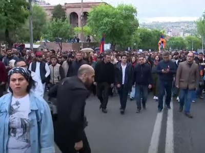 Resistance movement marches through central streets of Yerevan