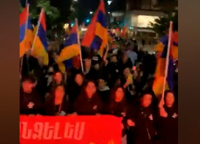 American Armenians stage demonstration outside Armenia consulate