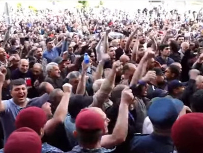 Peaceful protesters surround City Hall of Yerevan