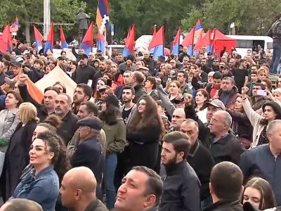 Resistance Movement rally continues on France Square