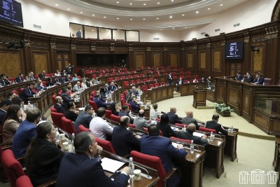 Newspaper: Climate in Armenia parliament majority faction is extremely tense, unhealthy