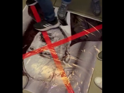 Sticker with PM Pashinyan's photo is posted in Yerevan subway car as protest
