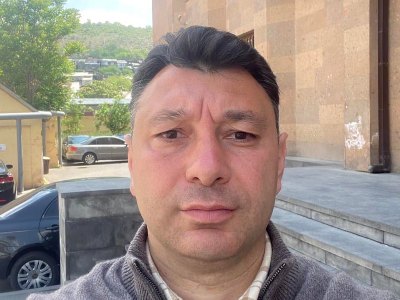 «Հարցաքննությունն ավարտվեց, պայքարը շարունակվում է». Շարմազանովը դուրս եկավ քննչական կոմիտեից