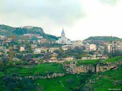 Azerbaijani authorities organize tours to occupied Armenian Shushi
