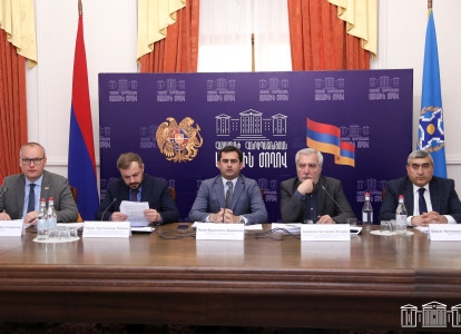 Առցանց ձեւաչափով կայացել է ՀԱՊԿ ԽՎ մշտական հանձնաժողովների համատեղ արտահերթ նիստը