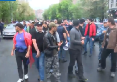 Peaceful acts of civil disobedience continue in Yerevan