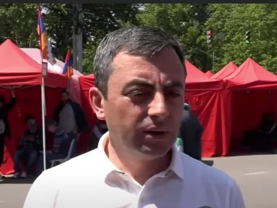 Ցուցարարների թվի ավելացումը կհանգեցնի Հայաստանի իշխանությունների արագ հեռանալուն․ Իշխան Սաղաթելյան