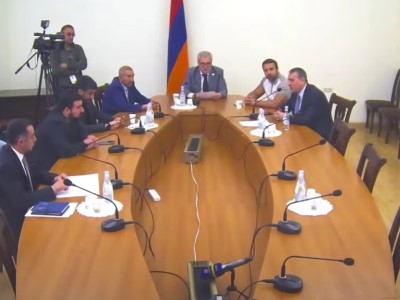 Շատ քաղաքական գործիչների որդիներ անհայտ պատճառներով լքել են Հայաստանը. Անդրանիկ Քոչարյան