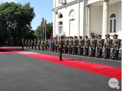 Armenian and Lithuanian Presidents meet in Yerevan