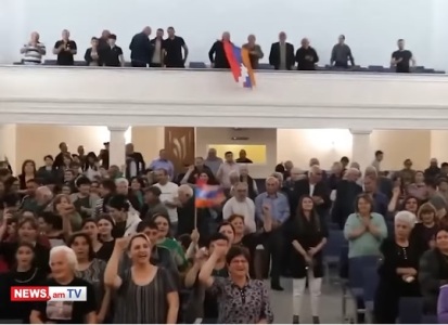 Արցախի Մարտակերտ քաղաքում ընդդիմությանը աջակցող հավաք է անցկացվել
