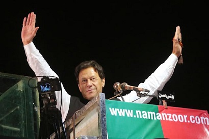 Former Pakistani PM urges his supporters to march for new elections