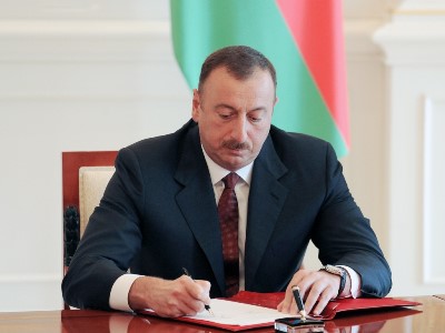 Aliyev signs decree on establishment of committee for delimitation of Armenian-Azerbaijani border