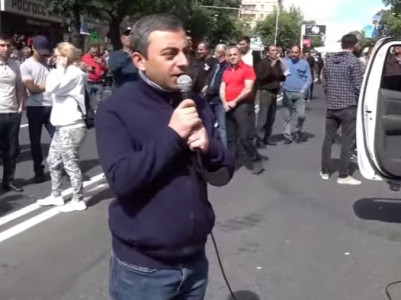 Opposition: Armenia's Security Council building is blocked at moment
