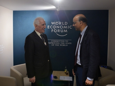 Armenia president and Singapore senior minister discuss issues of global security