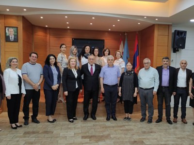 Լիբանանում արցախյան պատվիրակությանը հյուրընկալել են «Արաքսի Պուլղուրճեան» ընկերաբժշկական կենտրոնում