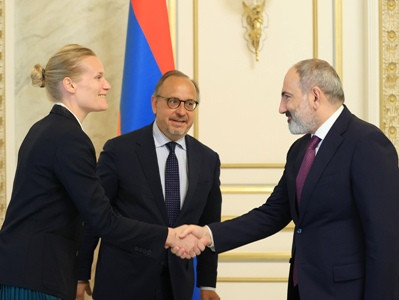 Pashinyan receives director of International alliance for the protection of heritage in conflict areas