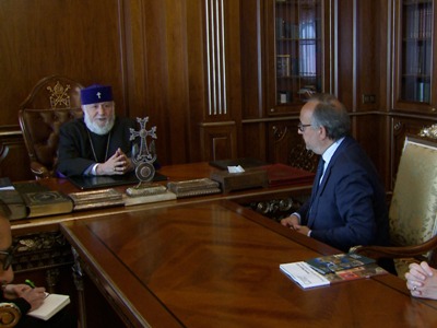 Գարեգին Բ-ն ընդունել է Հակամարտությունների գոտիներում ժառանգության պաշտպանության միջազգային դաշինքի գործադիր տնօրենին