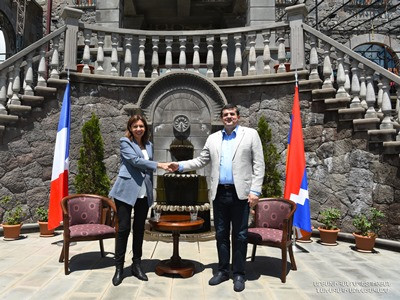 President Harutyunyan receives delegation led by Mayor of Paris Anne Hidalgo