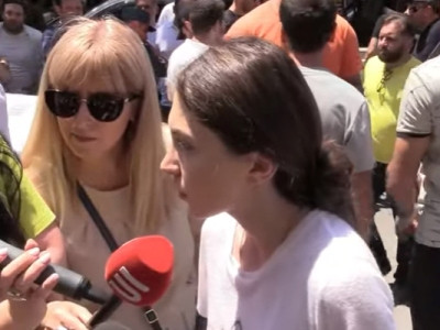 Ինքս լինելով այդ հրմշտոցի մեջ, ամեն ինչ ֆիքսել եմ. Կոնկրետ նվաստացման տեսարաններ էին փորձում բեմադրել. Աննա Մկրտչյան