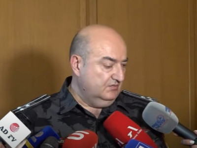 «Կներեք, իսկ անչափահասն ի՞նչ գործ ունի այնտեղ». Ըստ փոխոստիկանապետի՝ ոստիկաններից մեկն ունի կոտրվածք