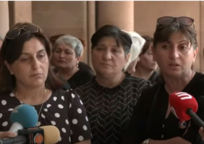 Եթե վարչապետն արդար ա, վախենալու բան չունի, թող գա, ասի՝ ծնողներ ջան, ես չեմ մեղավոր, էսինչ մարդ է մեղավոր. Զոհվածի մայր
