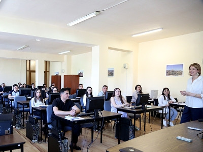 Մաքսային ծառայողի պատրաստման դասընթացը մեկնարկել է. Մասնակցում է շուրջ 250 դիմորդ