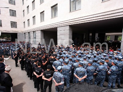 Քրեական հոդվածները կիրառվում են ակնհայտ ապօրինի և դրա հետևանքով ունենք մի քանի քաղբանտարկյալ․ Ռուբեն Մելիքյան