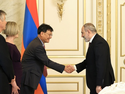 Մեր նպատակն է հնարավորինս արագ և արդյունավետ կառուցել Հյուսիս-հարավ ավտոմայրուղին. Փաշինյանը՝ ԱԶԲ փոխնախագահին