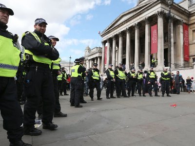 British police announce brief evacuation of Trafalgar Square