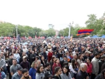 Ֆրանսիայի հրապարակում ընթանում է «Դիմադրություն» շարժման հանրահավաքը (ուղիղ)